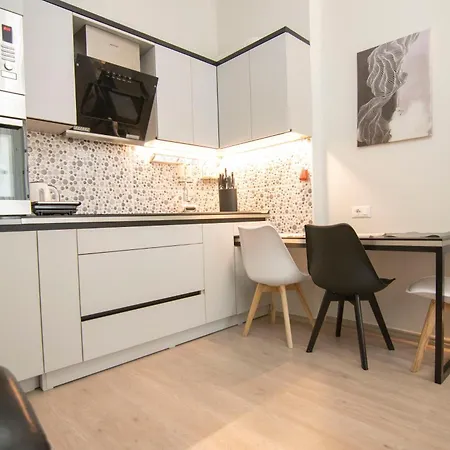 Διαμέρισμα Lord's Center